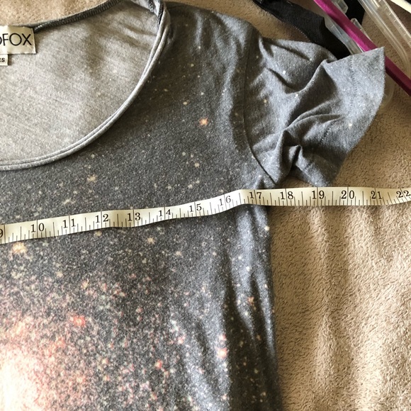 Wildfox ‘Out There’ galaxy tee - Picture 7 of 8